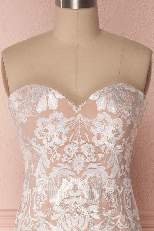 Ladymia | Beige Embroidered Gown