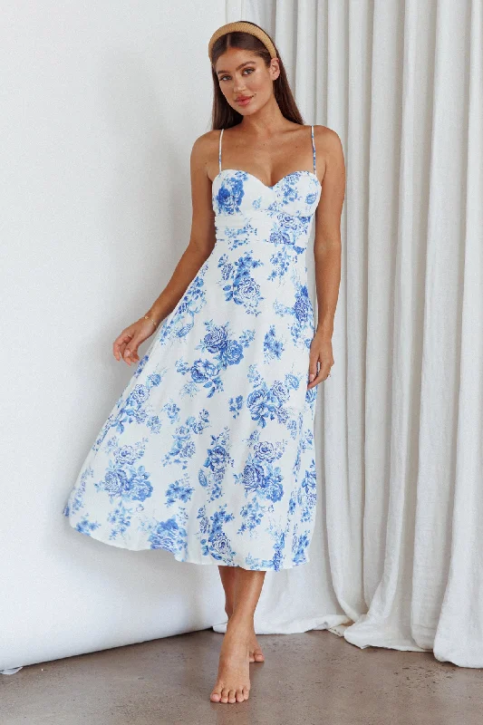 Mi Vida Sweetheart Neckline Midi Dress Floral Blue