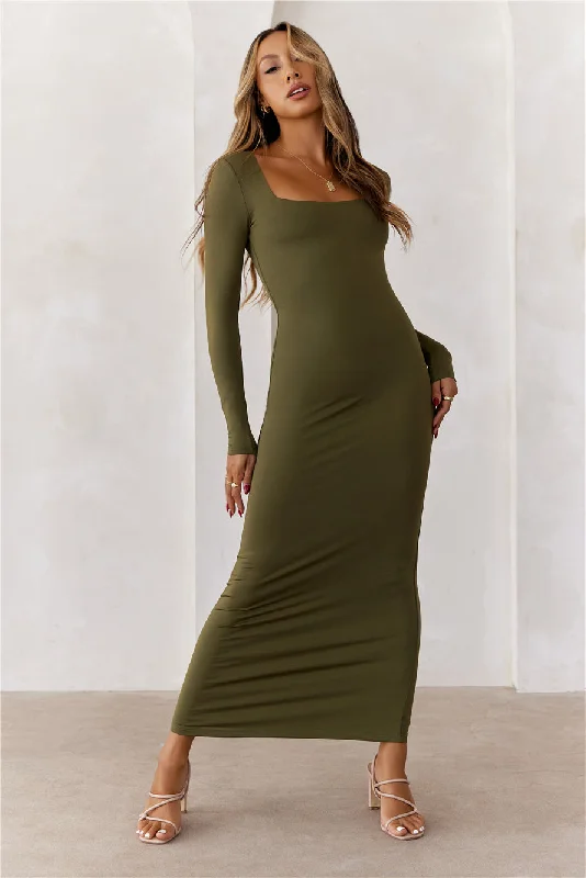 HELLO MOLLY BASE Embrace Shape Long Sleeve Maxi Dress Army