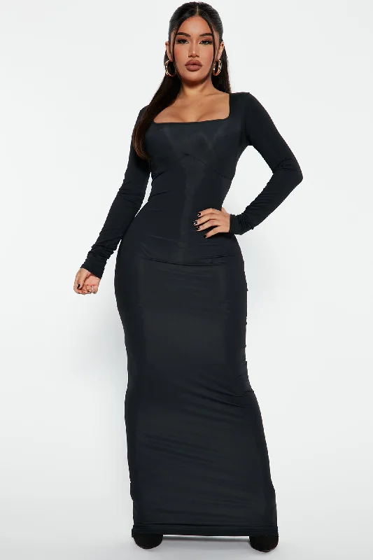 Noelle Maxi Dress - Black