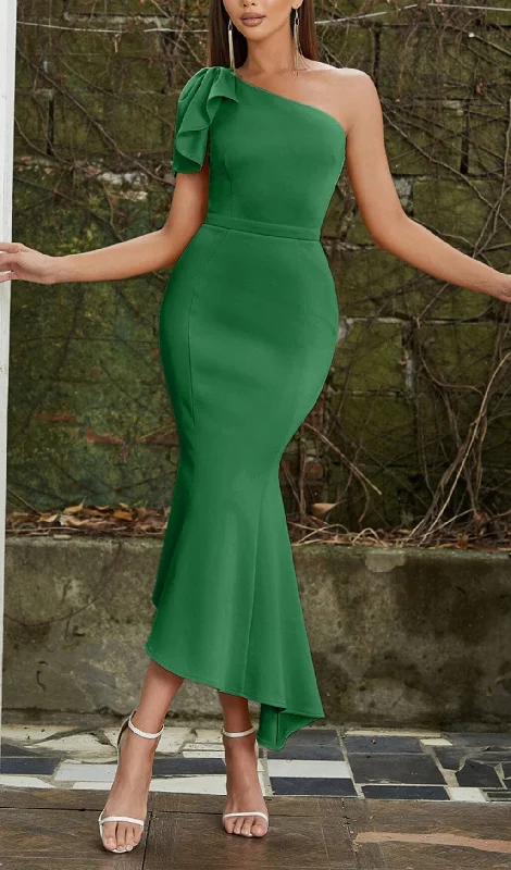 ONE SHOULDER FISHTAIL MAXI DRESS IN GREEN