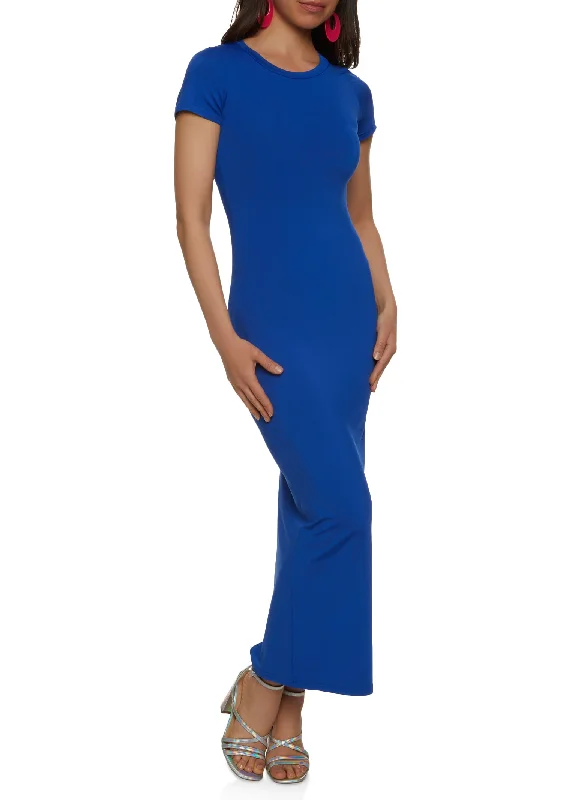 Daisy Solid Crew Neck Maxi Dress